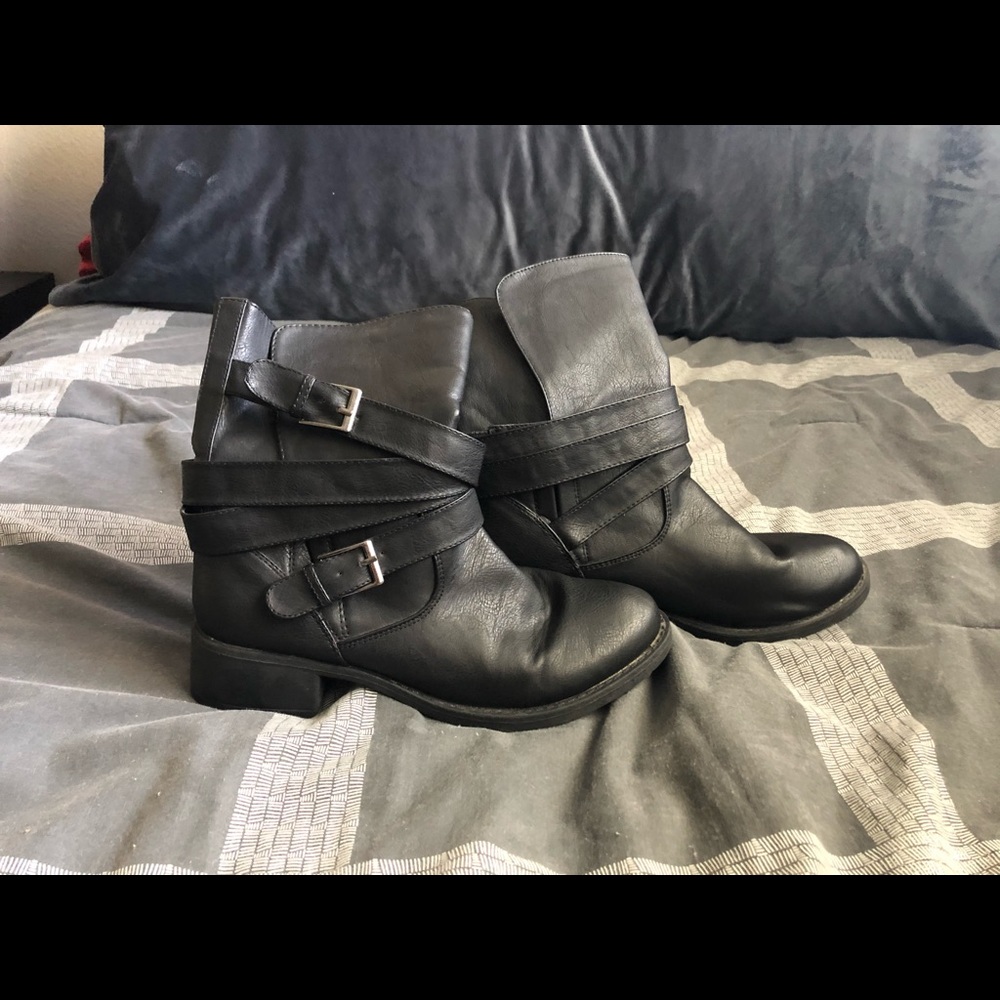 Black Boots